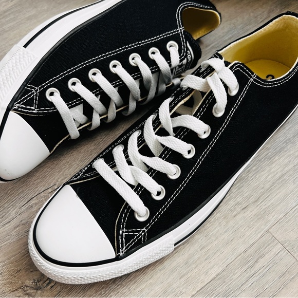 NWT Converse Chuck Taylor All Star Men’s Shoes - Picture 4 of 6